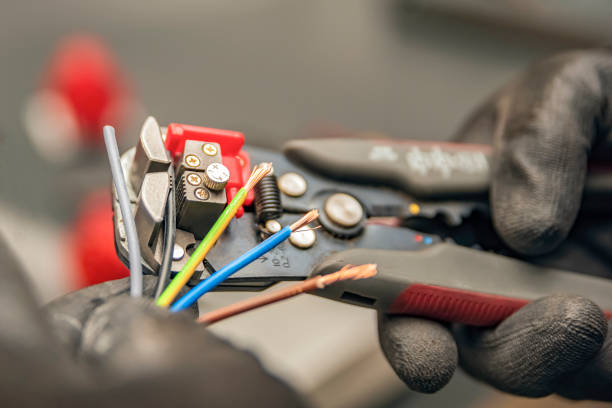 Best Emergency Electrical Repair  in Galliano, LA